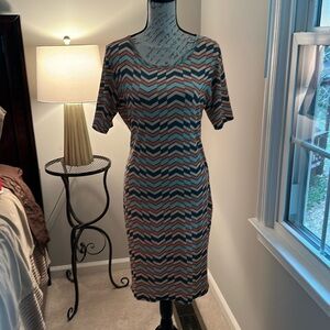 LuLaRoe XL Julia dress- zig zag/chevron pattern